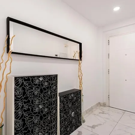 Central Accommodation Apartment *